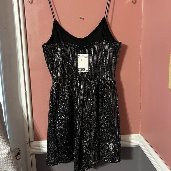 Sequin Romper - Picture 2 of 3